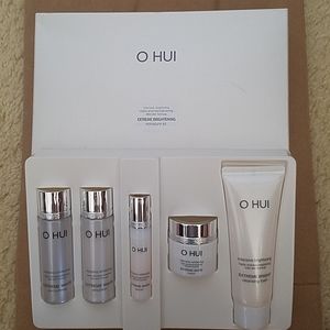 O Hui skin care set
